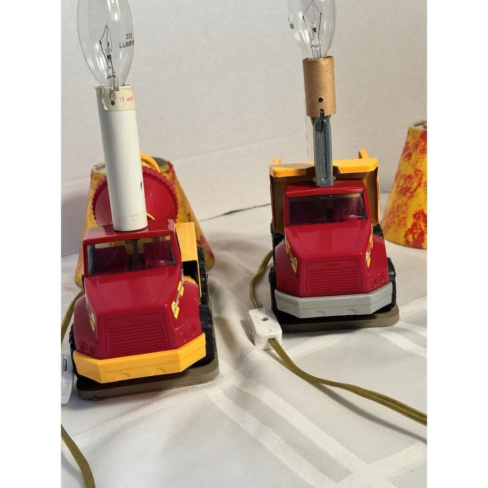 Very Rare Vintage Lot Of 2 HardHat Lamps contractors trucks 1989